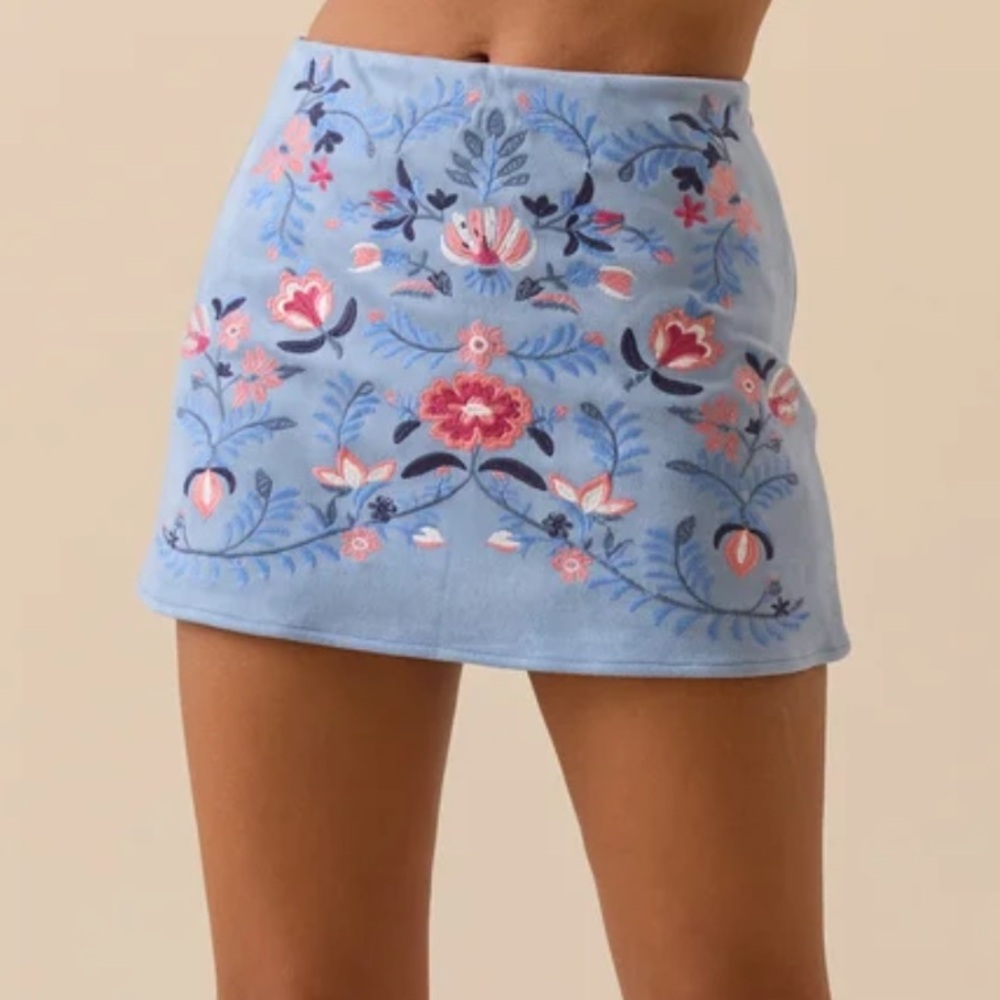 Alart’d State Julie Embroidered Mini Skort - Picture 2 of 5